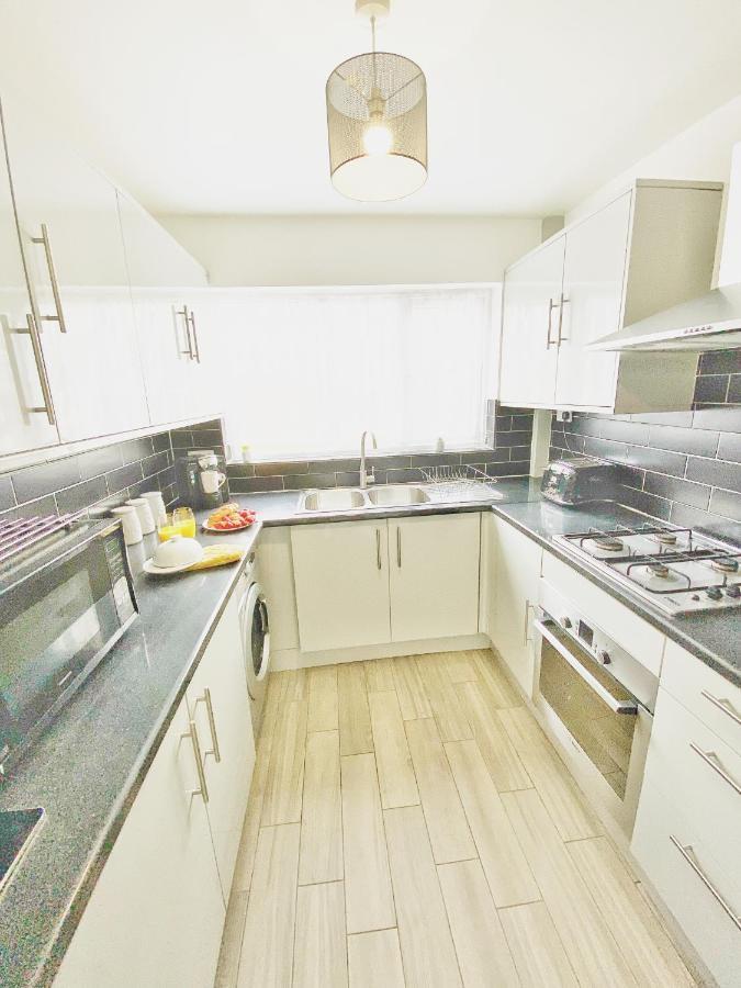 Luxurious Family Home In West Midlands Northfield ภายนอก รูปภาพ